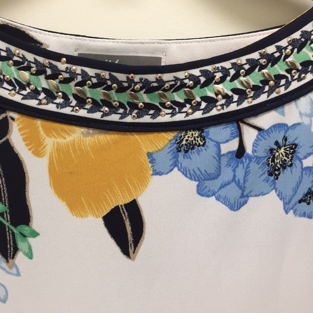 JM Collection Floral Top - Picture 5 of 6